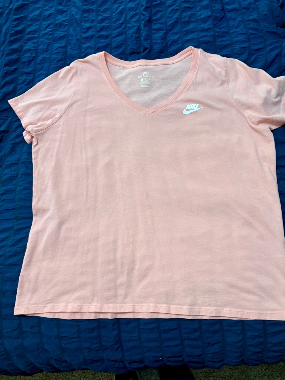 Nike Women's V-Neck Short Sleeve Top - size XL